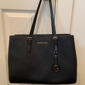 Michael Kors Shoulder Handbag